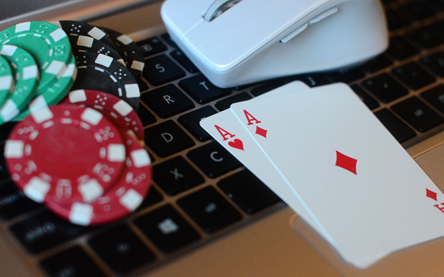 Engage in Winnipoker Online Poker Gambling Entertainment